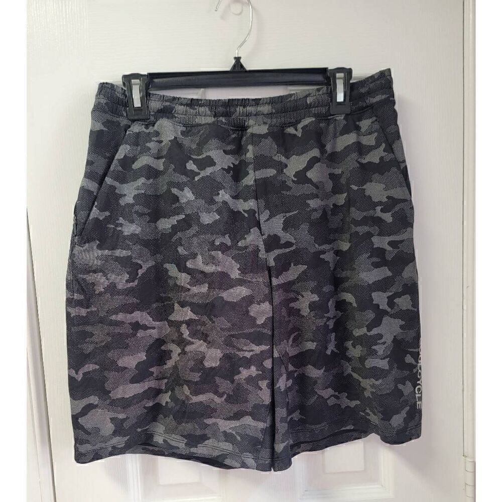 Lululemon Pace Breaker Short Camo L 8.5"